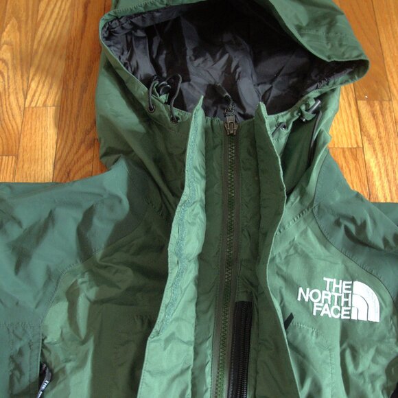 Vintage North Face Waterproof Goretex Mountain Rain Jacket (Women's Small) - Picture 6 of 12